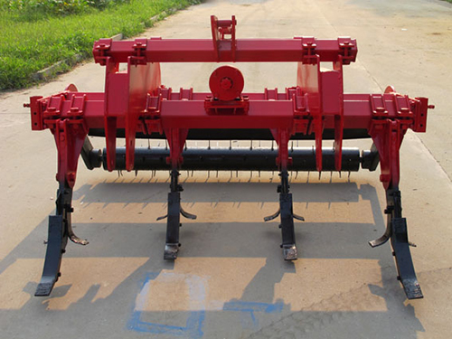 1S-200深松機.jpg